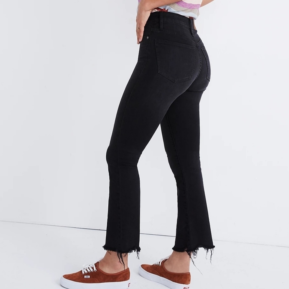 Madewell Size 29 Tall Curvy Cali Demi Bootcut Jeans in Berkeley Black Chewed Hem